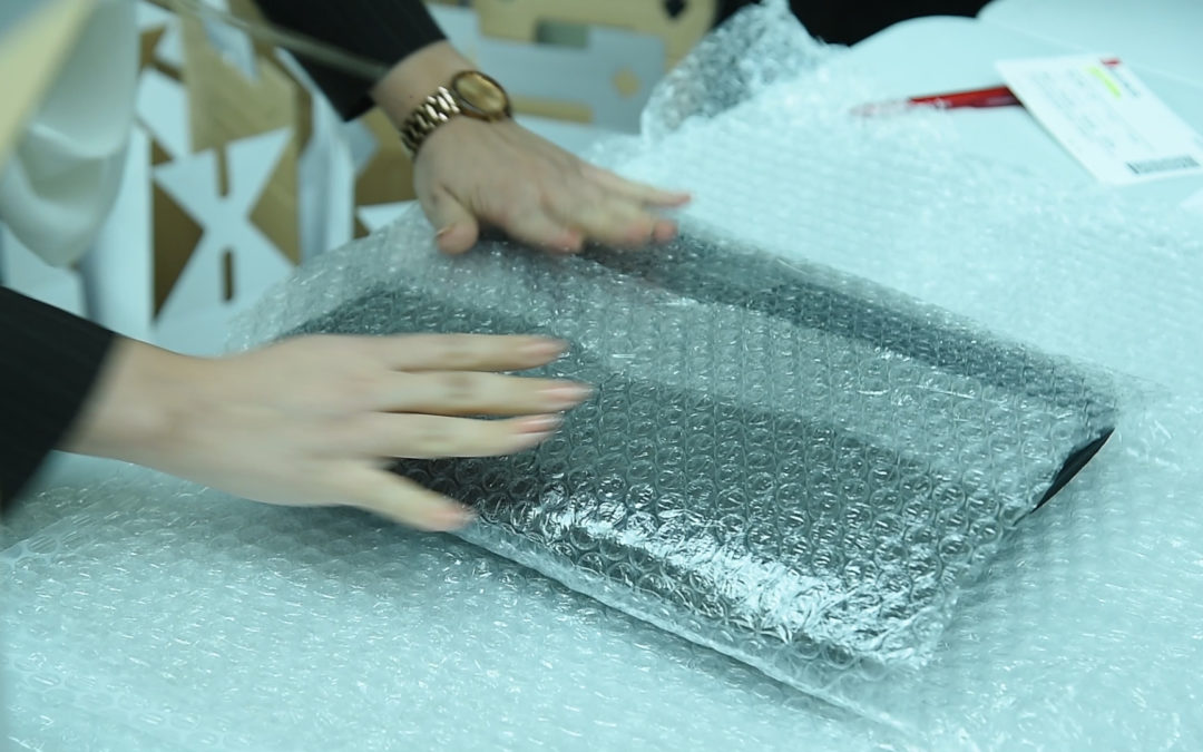 Emirates Electronics Handling Service | Emirates Airline